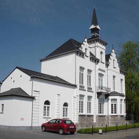 B&B Kasteel De Windt Nieuwkerken-Waas Exterior photo